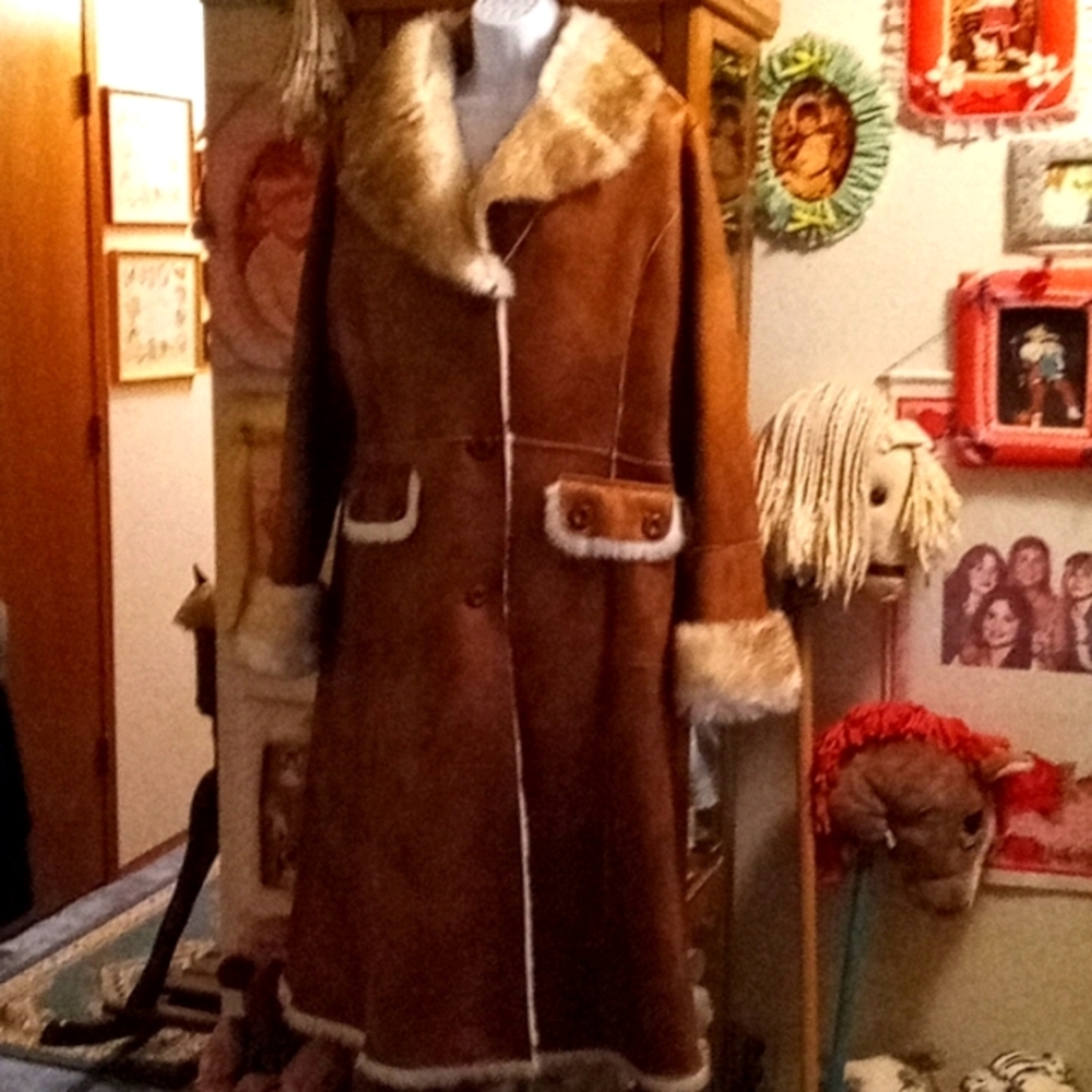 NWT,RARE,Vintage 90s,Beautiful,Penny Lane,Faux Leather & Shearling,Maxi Coat🤎🤎